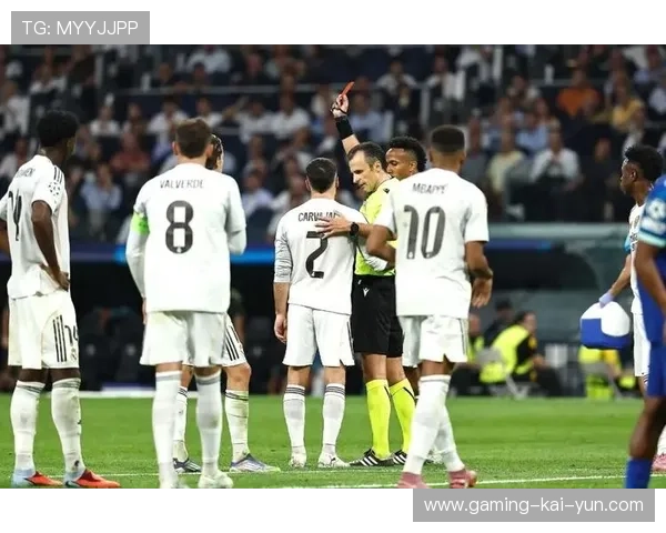 维尼修斯点球稳定施射皇马再胜